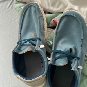 Men’s hey dudes sz 12